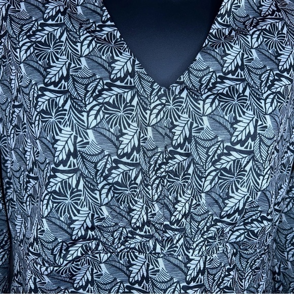 MEDIUM VINTAGE ENVISION STUDIO BLACK BEIGE LEAF PRINT BLOUSE LONG SLEEVE - Picture 5 of 10